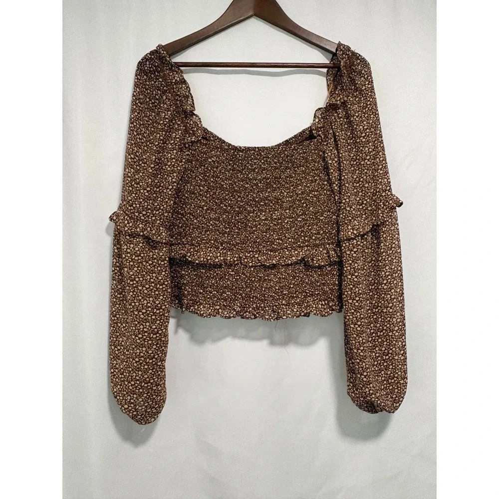 ASTR The Label Brown Ditsy Floral Smocked Puff Sleeve Crop Top M